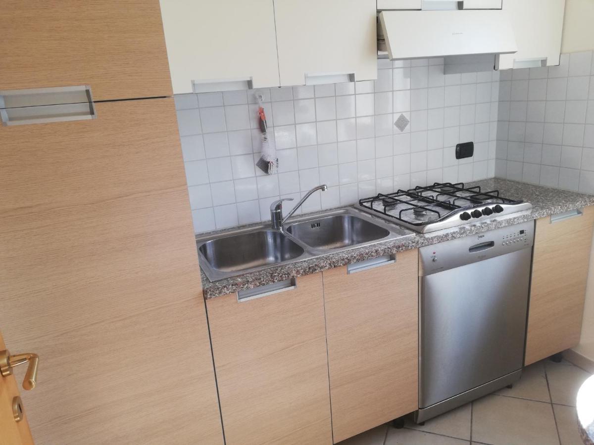 Ferienwohnung Gallo Mit Ueberdachter Terrasse Parkplatz 100 Mtr Z Strand Cannobio Exterior photo